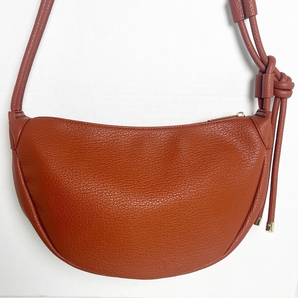 •MALI + LILI• Anthropologie The Aria Convertible Sling Bag in Cognac Brown Vegan - Picture 5 of 14